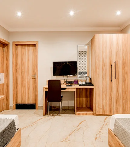 Single Room at Hotel Seventy Seven near Kolkata Dum Dum